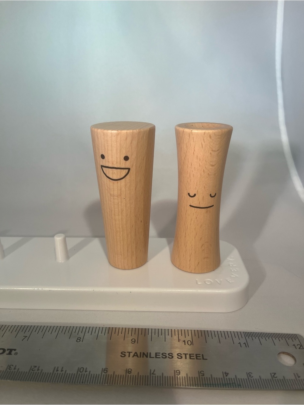 Lovevery Wooden Emotion Pegs - 2 with stand